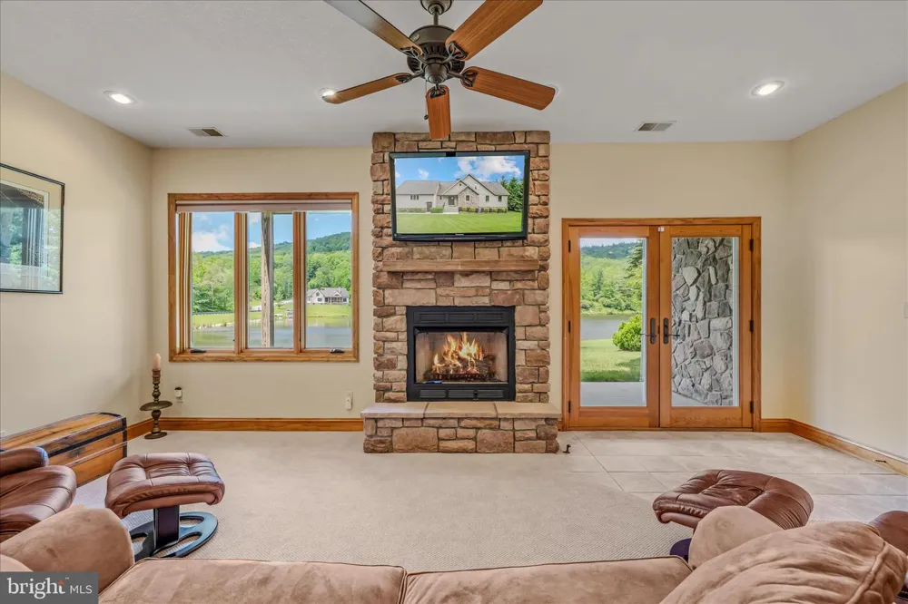 344 MALLOW LAKE DRIVE Davis, WV 26260