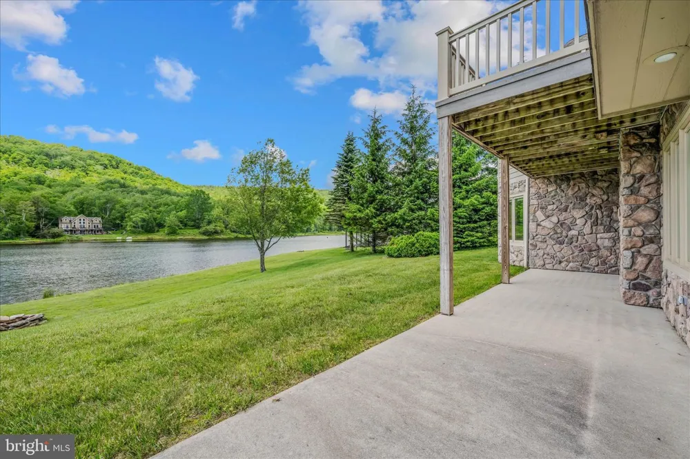344 MALLOW LAKE DRIVE Davis, WV 26260