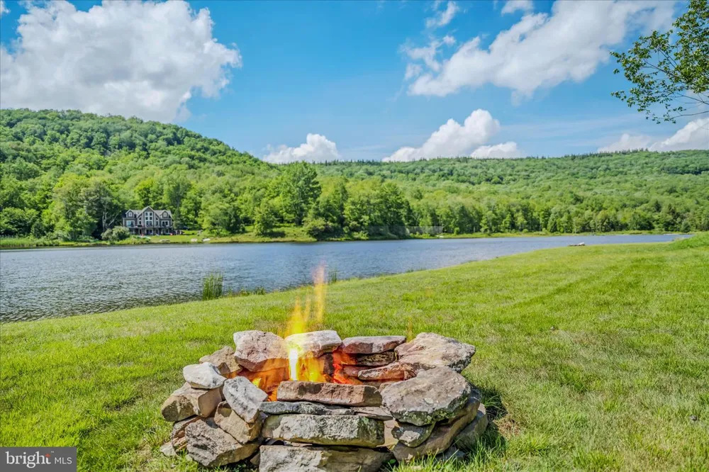 344 MALLOW LAKE DRIVE Davis, WV 26260