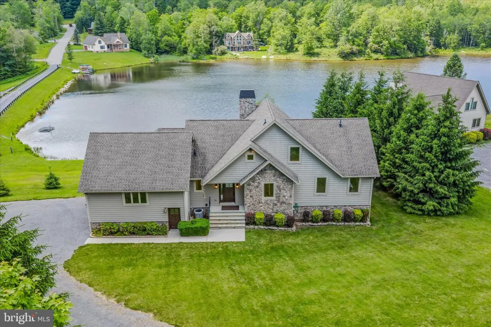 344 MALLOW LAKE DRIVE Davis, WV 26260