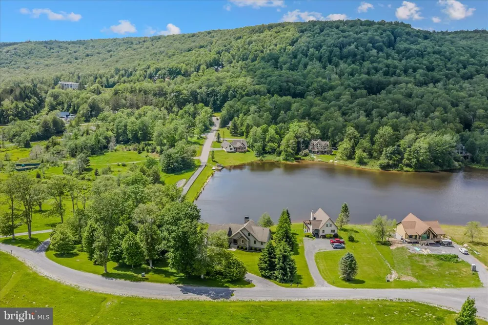 344 MALLOW LAKE DRIVE Davis, WV 26260