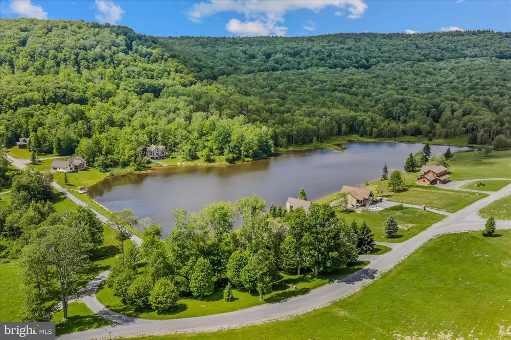 344 MALLOW LAKE DRIVE Davis, WV 26260