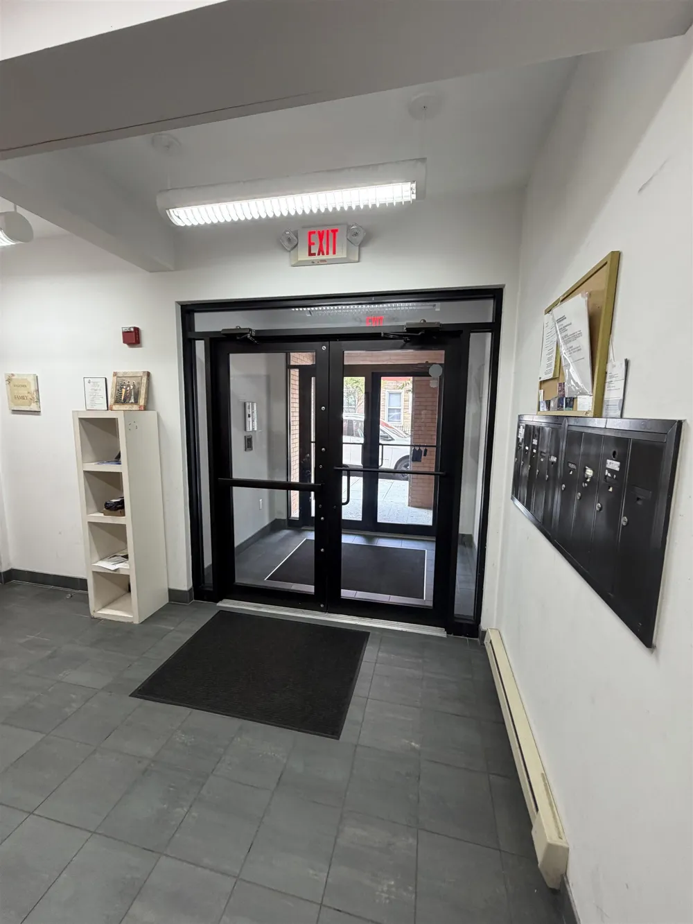 209 40TH ST Union City, NJ 07087