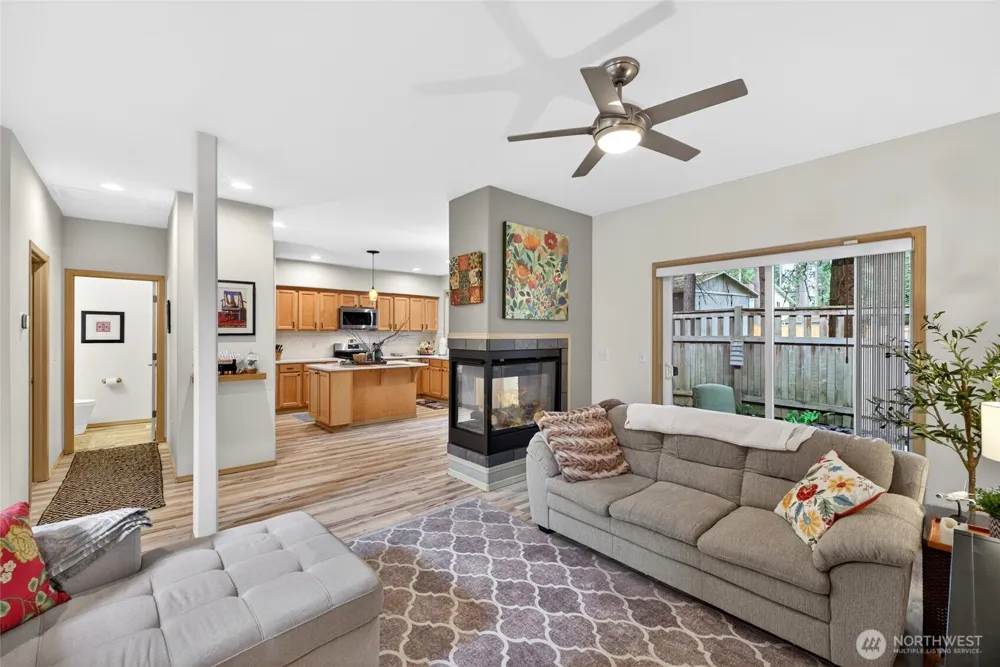 16614 SE 256th Street #E2 Covington, WA 98042