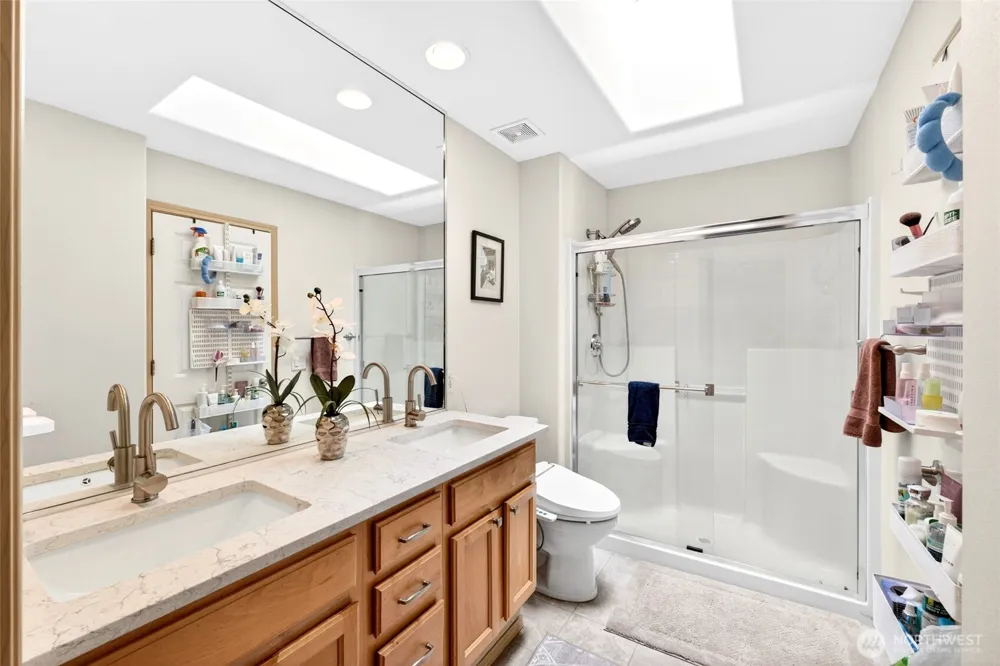 16614 SE 256th Street #E2 Covington, WA 98042