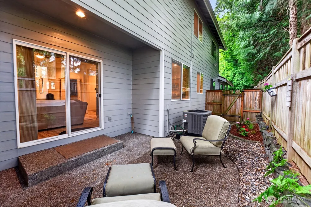 16614 SE 256th Street #E2 Covington, WA 98042