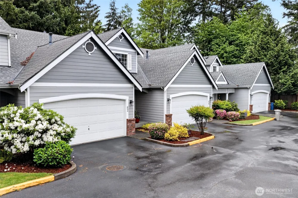 16614 SE 256th Street #E2 Covington, WA 98042