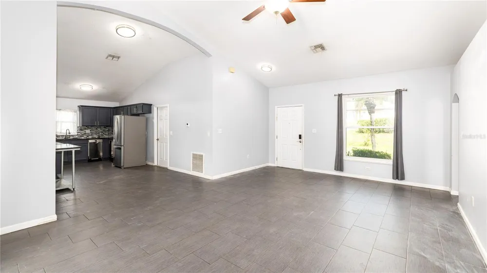 16023 WORTHINGTON Mascotte, FL 34753