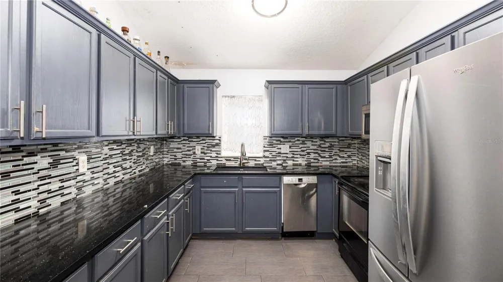 16023 WORTHINGTON Mascotte, FL 34753