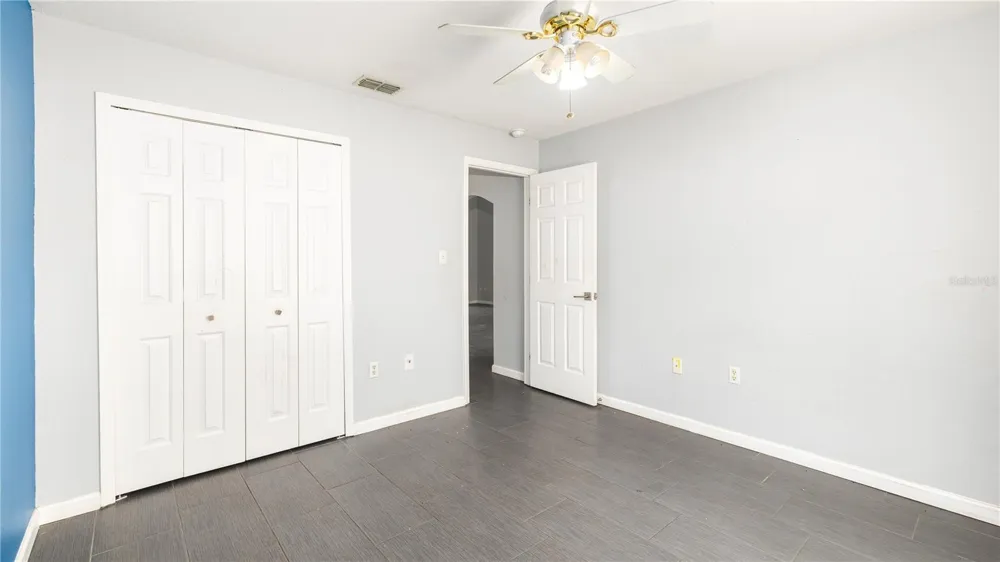 16023 WORTHINGTON Mascotte, FL 34753