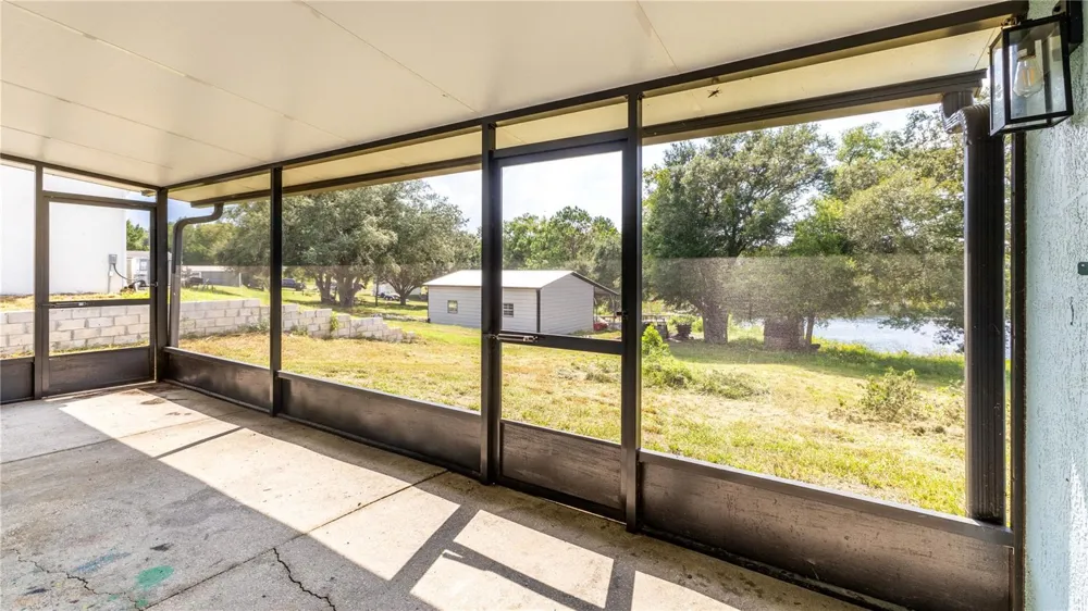 16023 WORTHINGTON Mascotte, FL 34753