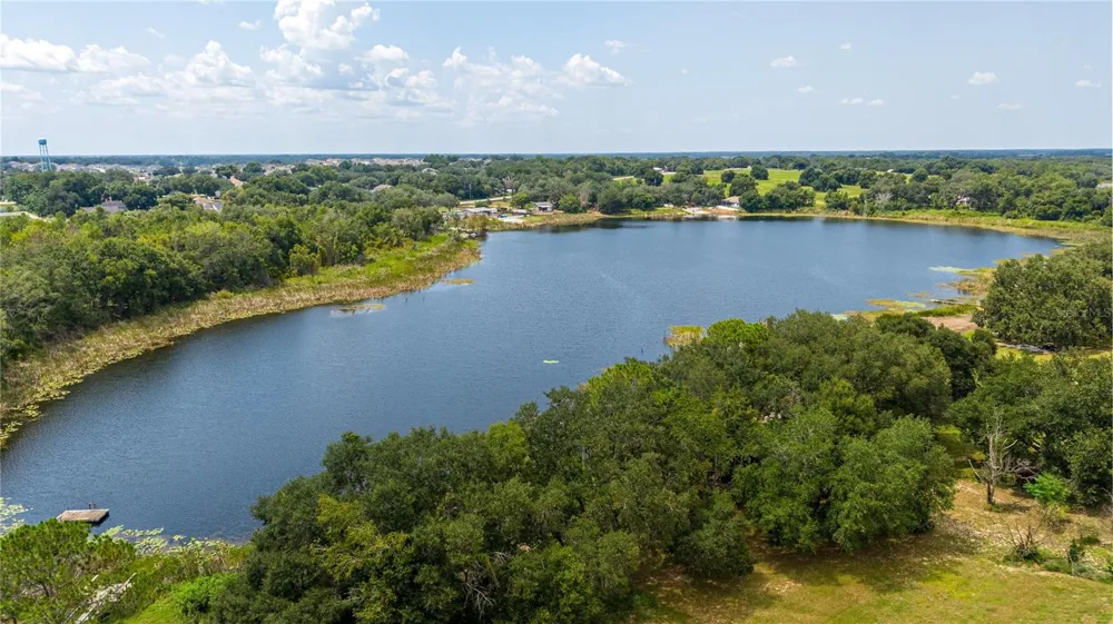 16023 WORTHINGTON Mascotte, FL 34753
