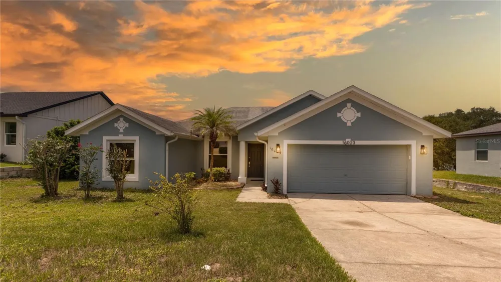 16023 WORTHINGTON Mascotte, FL 34753