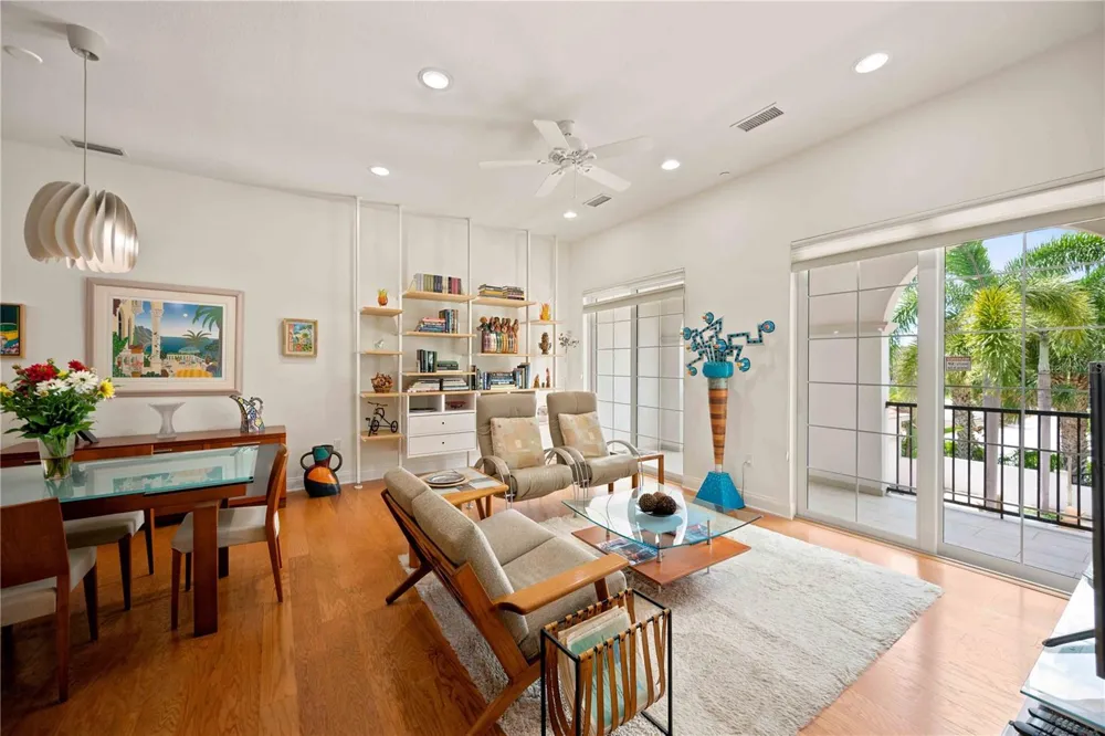 435 NOKOMIS AVENUE S #312 Venice, FL 34285