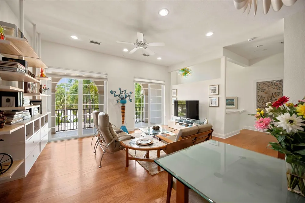 435 NOKOMIS AVENUE S #312 Venice, FL 34285