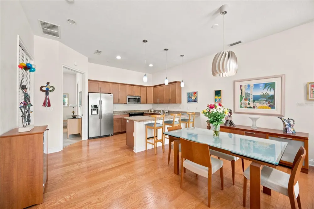 435 NOKOMIS AVENUE S #312 Venice, FL 34285