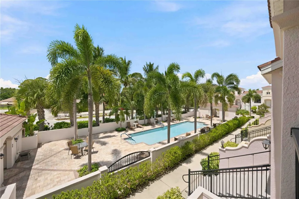 435 NOKOMIS AVENUE S #312 Venice, FL 34285