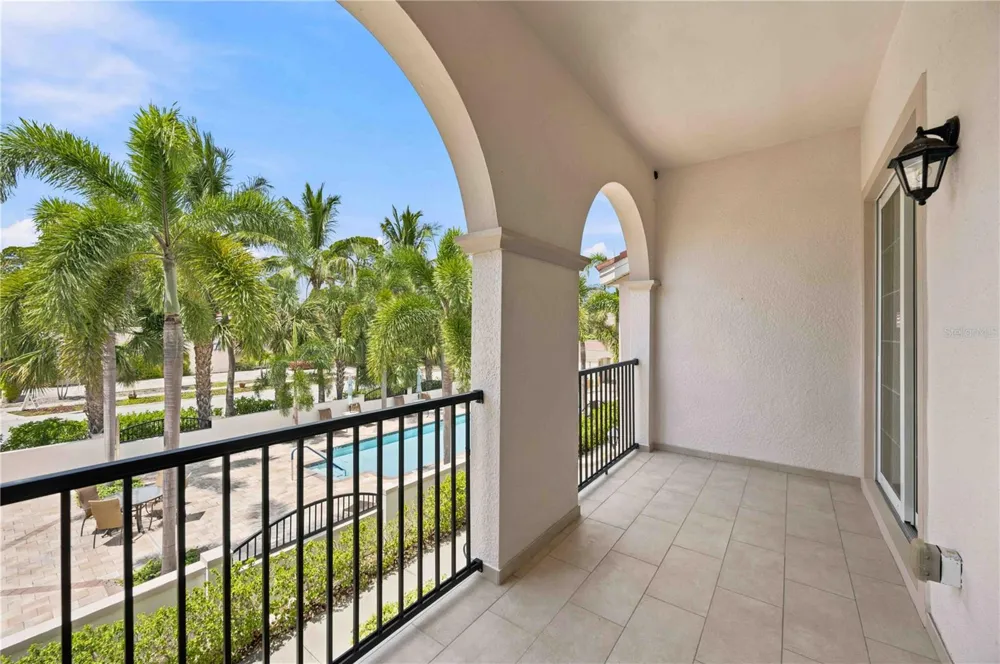 435 NOKOMIS AVENUE S #312 Venice, FL 34285