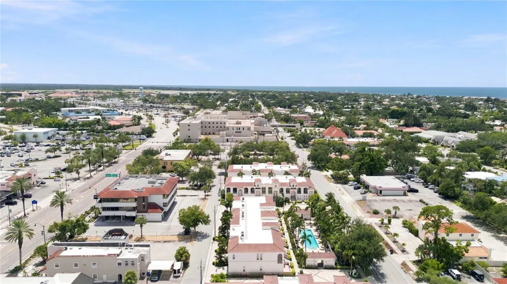 435 NOKOMIS AVENUE S #312 Venice, FL 34285