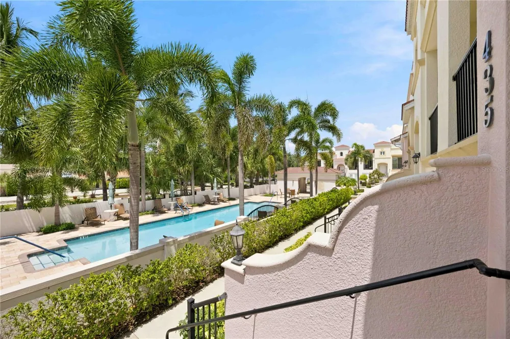 435 NOKOMIS AVENUE S #312 Venice, FL 34285