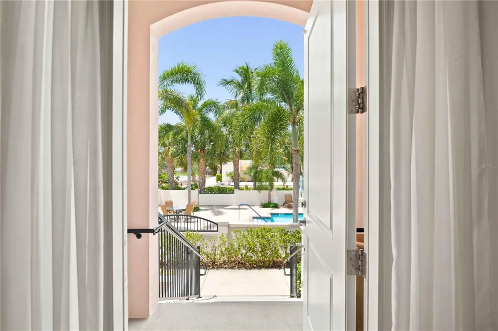 435 NOKOMIS AVENUE S #312 Venice, FL 34285