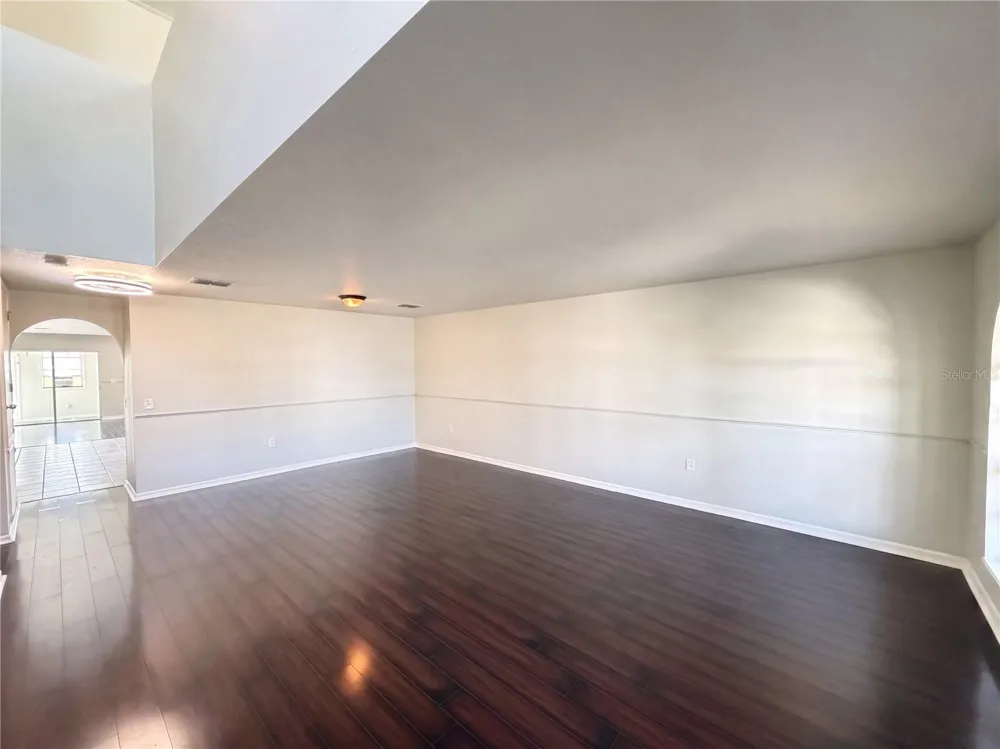 5604 ROYAL HILLS DRIVE Winter Haven, FL 33881