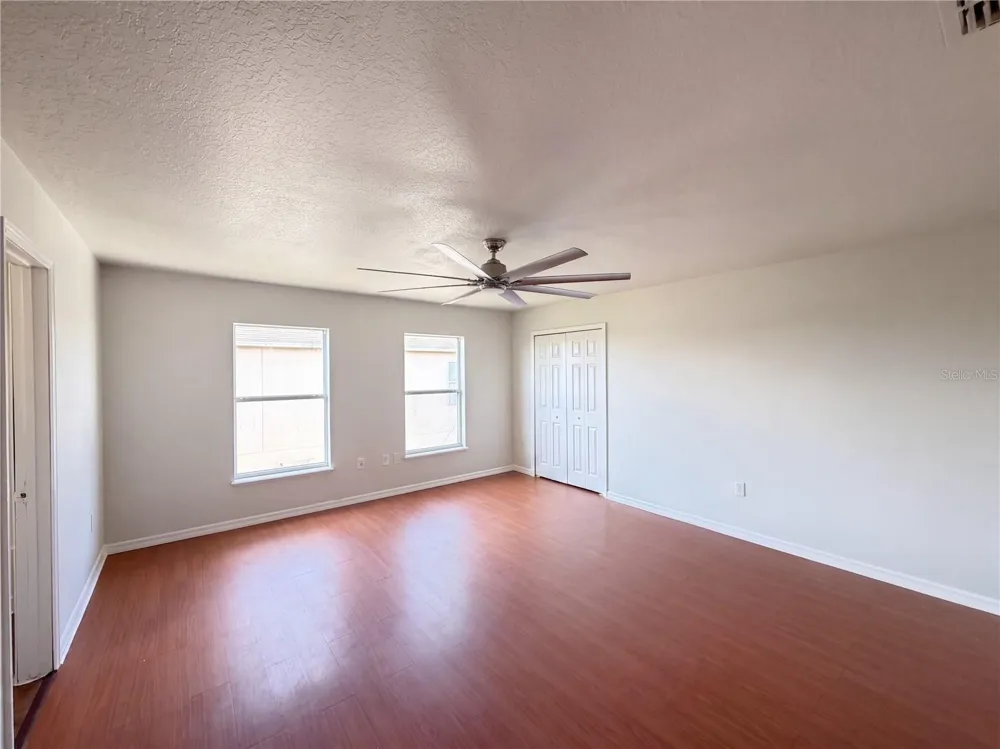 5604 ROYAL HILLS DRIVE Winter Haven, FL 33881
