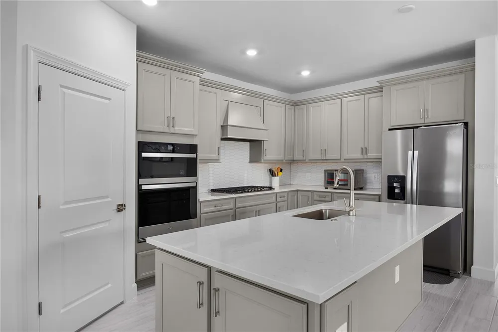 10383 MADDOX LANE Bonita Springs, FL 34135