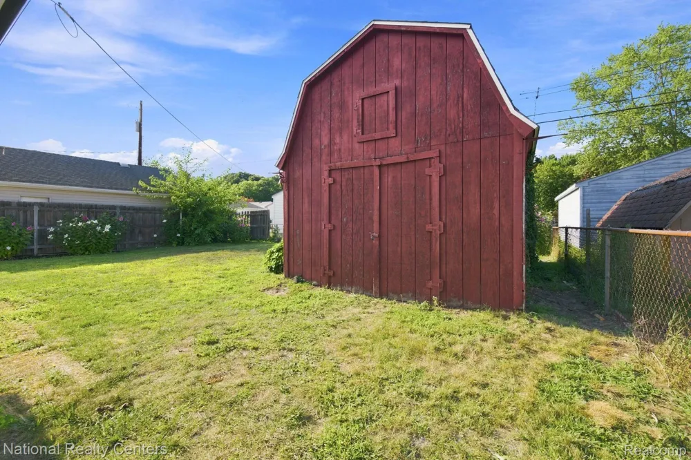 38030 Westvale Street Romulus City, MI 48174