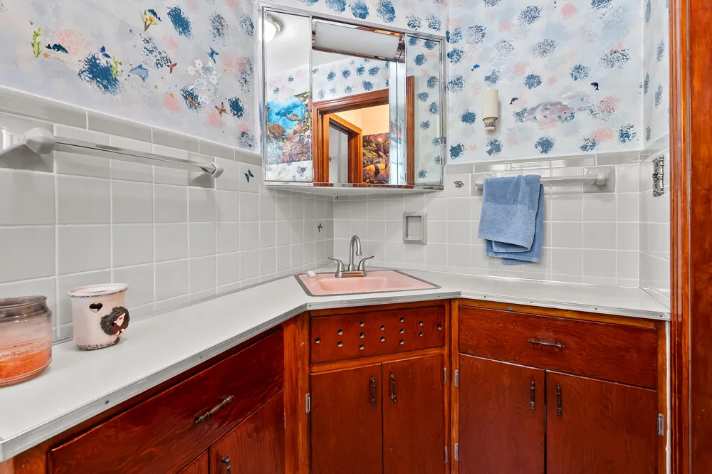 53683 Co Rd 388 Columbia Township, MI 49056