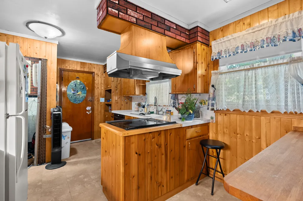 53683 Co Rd 388 Columbia Township, MI 49056