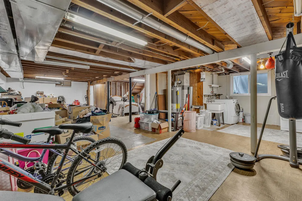 217 W McKay Street Saline City, MI 48176