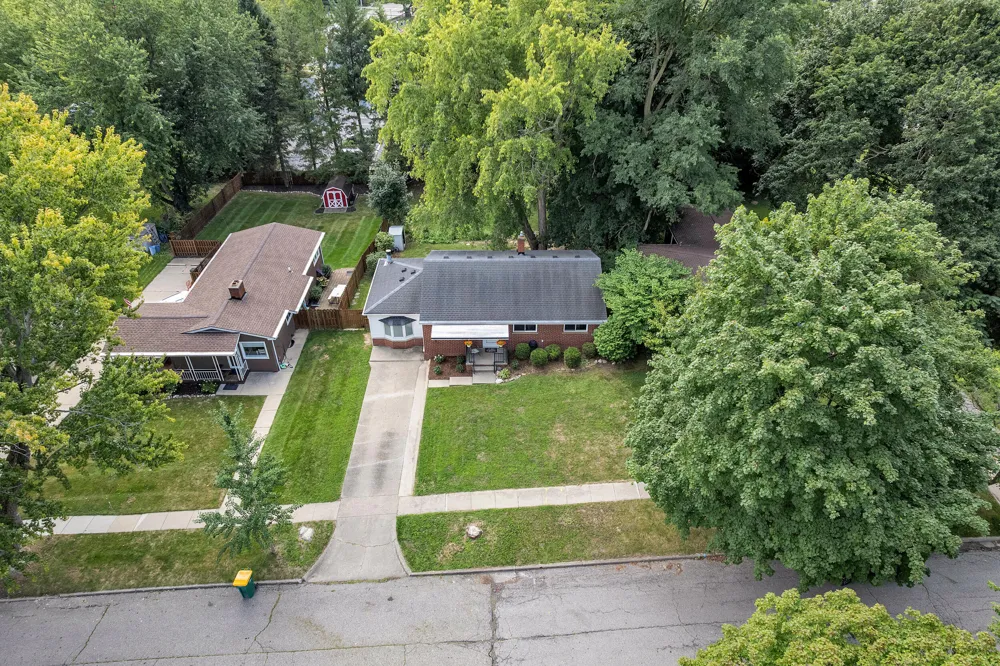217 W McKay Street Saline City, MI 48176