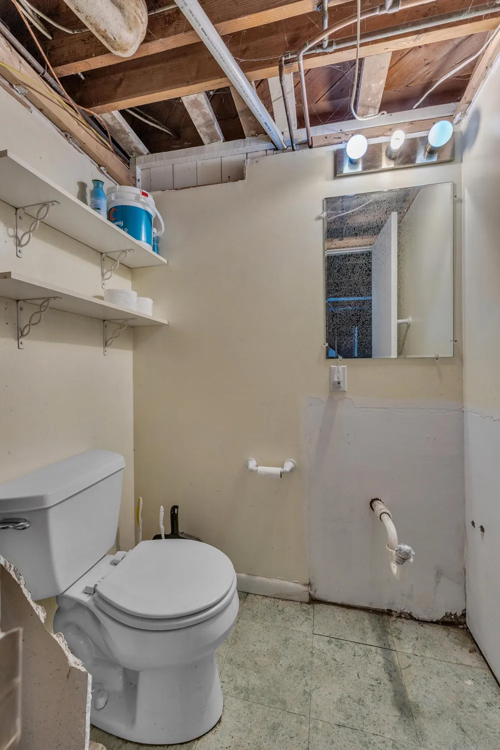 217 W McKay Street Saline City, MI 48176