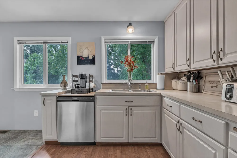 217 W McKay Street Saline City, MI 48176