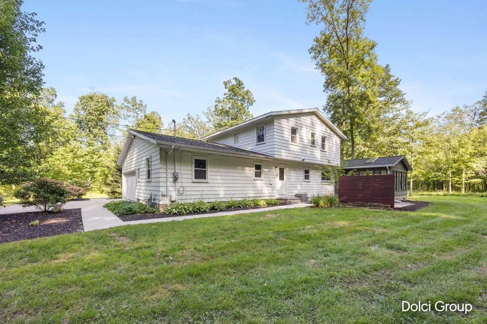2198 Trillium Lane NW Tallmadge Charter Township, MI 49534
