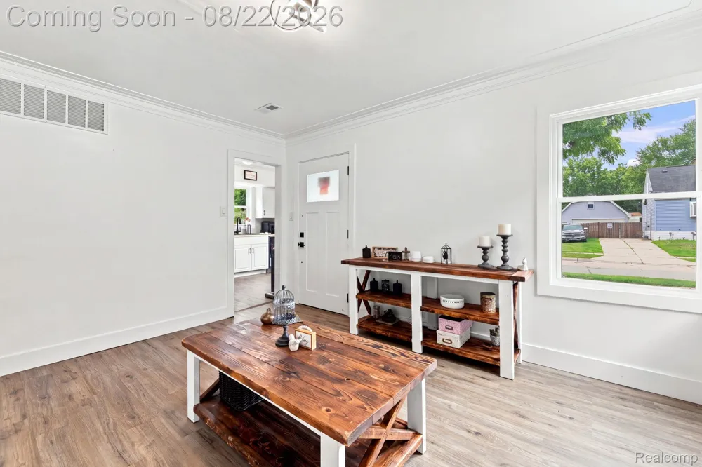 21625 Trombly Street St Clair Shores City, MI 48080