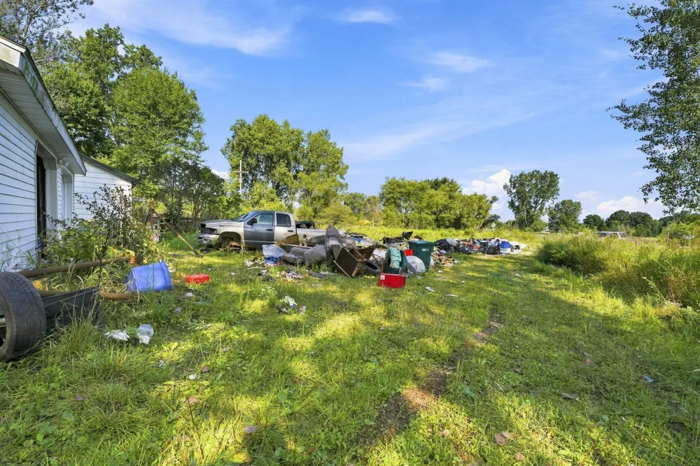 22850 V DRIVE Lee Township, MI 49076