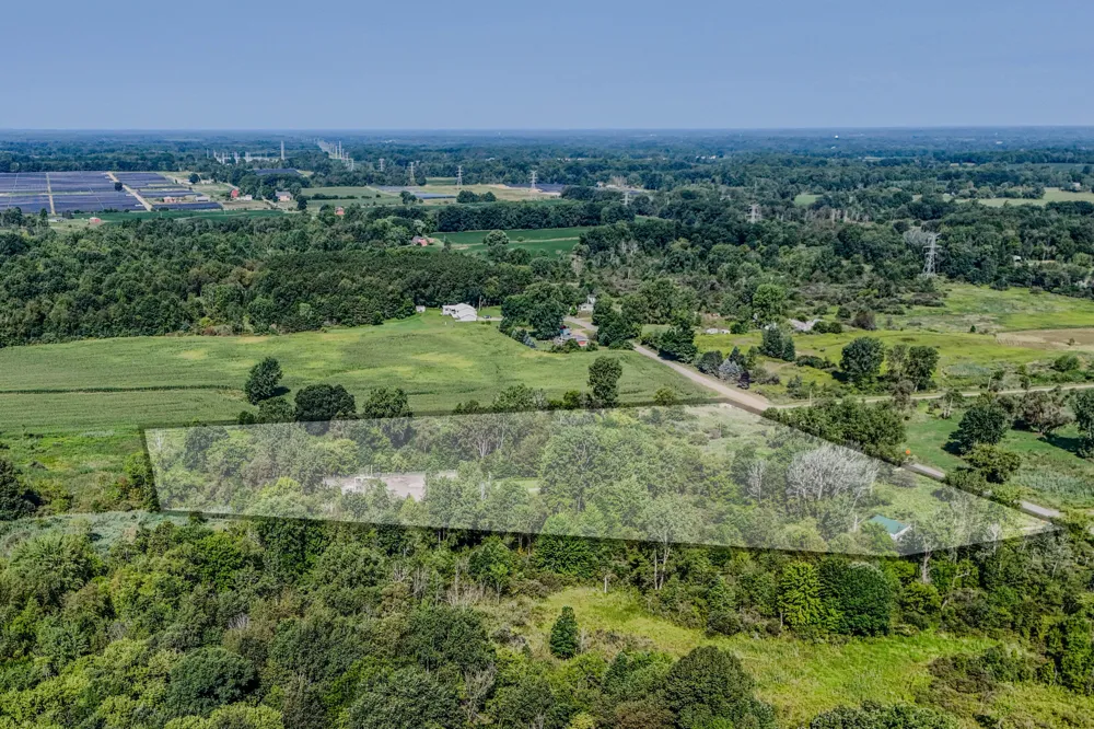 22850 V DRIVE Lee Township, MI 49076