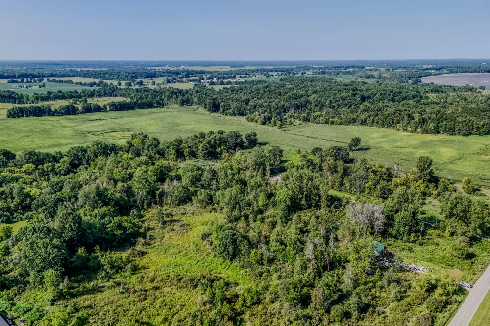 22850 V DRIVE Lee Township, MI 49076