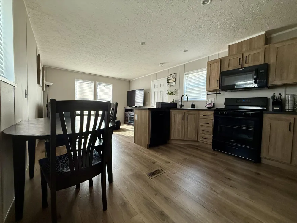 333 E Lakewood Boulevard #276 Holland Charter Township, MI 49424