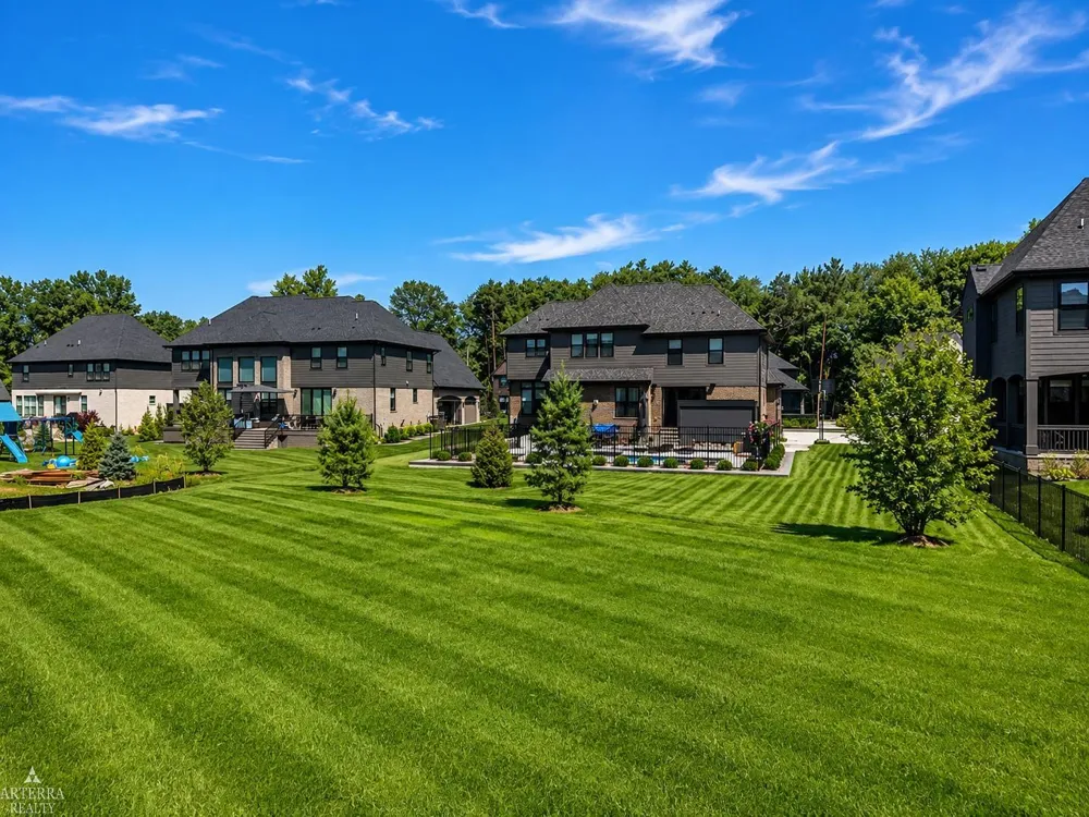 11961 Encore Court Shelby Charter Township, MI 48315