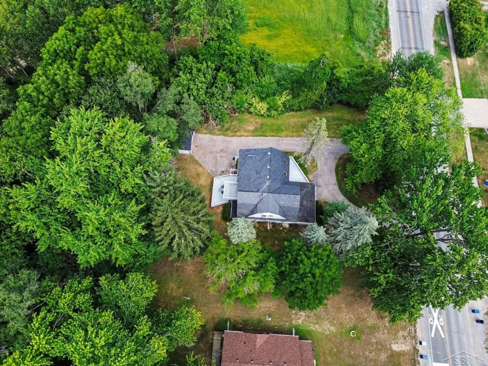 800 S Center Road Saginaw Charter Township, MI 48638