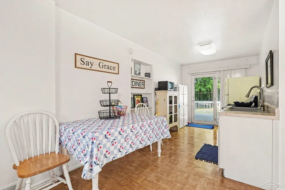 800 S Center Road Saginaw Charter Township, MI 48638