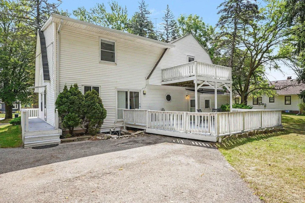 800 S Center Road Saginaw Charter Township, MI 48638