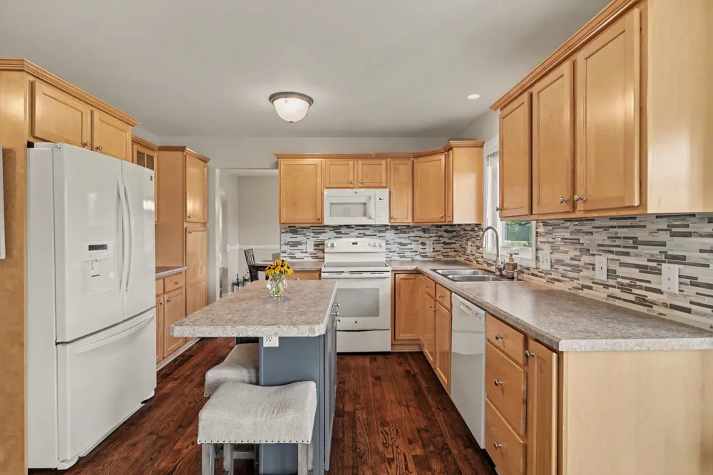 8349 Hemel Lane Richland Township, MI 49083
