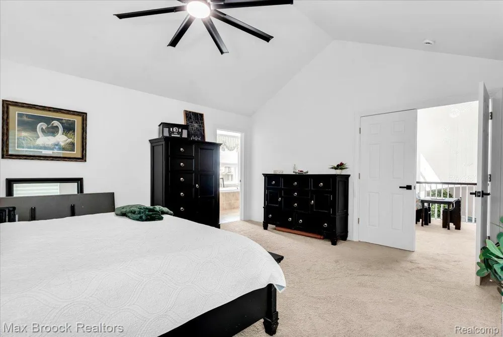 417 Napa Valley Drive Milford Charter Township, MI 48381
