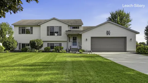 4966 NE Dio Drive NE