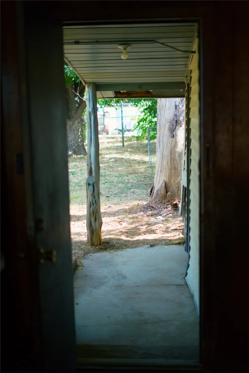 2007 W Commerce Street San Saba, TX 76877