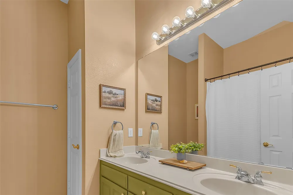 101 Indian Paint Drive Justin, TX 76247